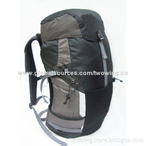 Hiking backpack with functional hip belt and breathable back system, 420D nylon waterproof fabric